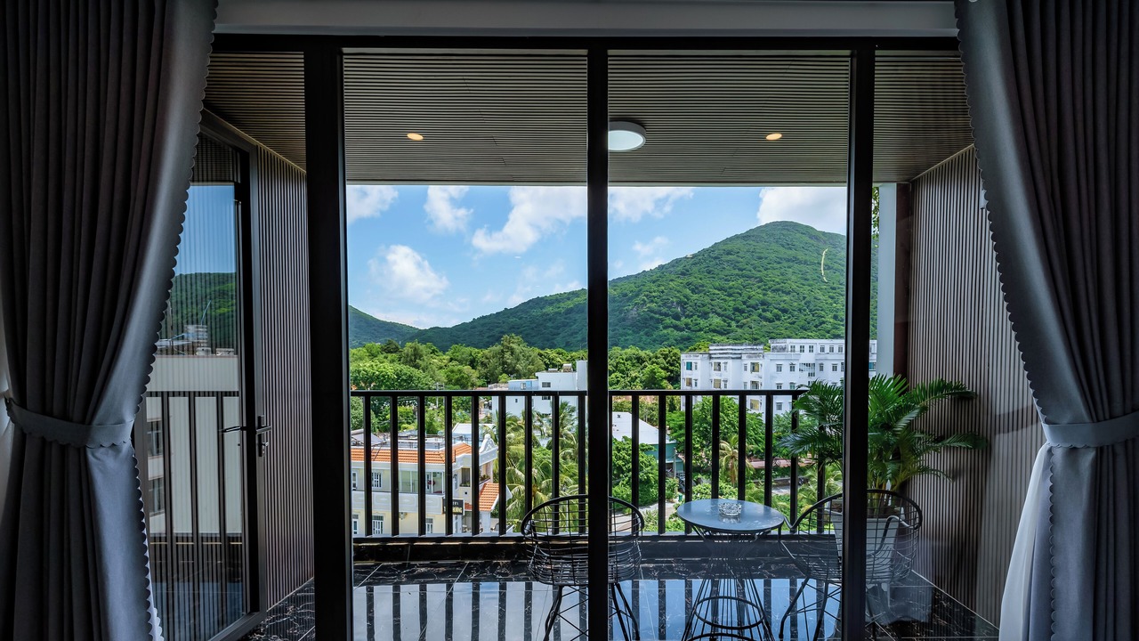 Photo of Patio Balcony in Con Son