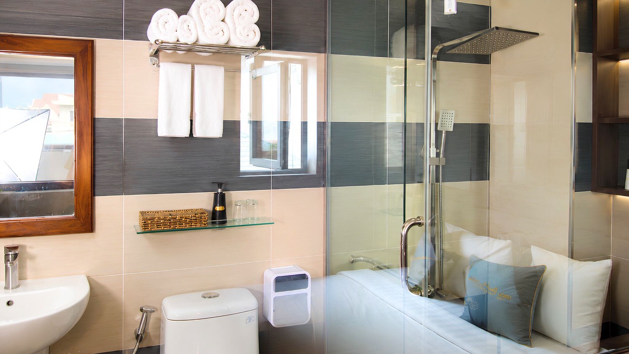 Photo of Bathroom in Tho Quang Beach