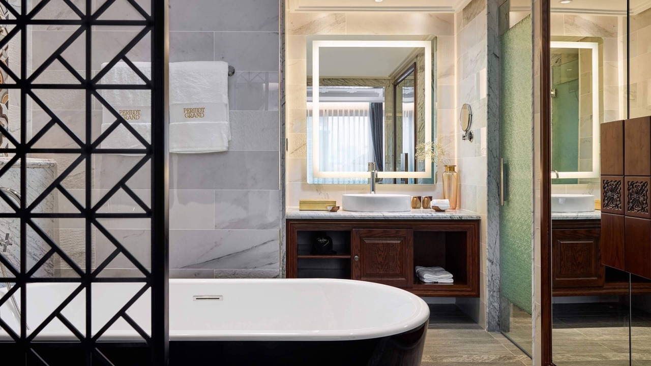 Photo of Bathroom in Old Quarter