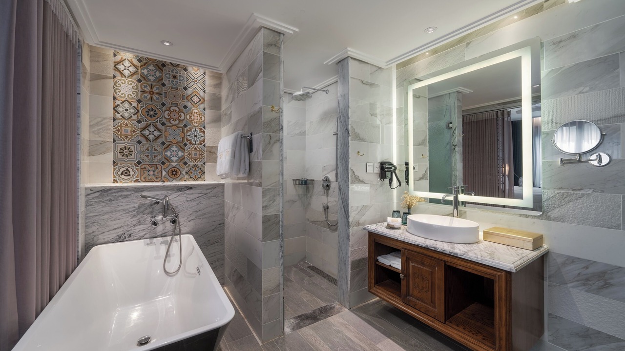 Photo of Bathroom in Old Quarter