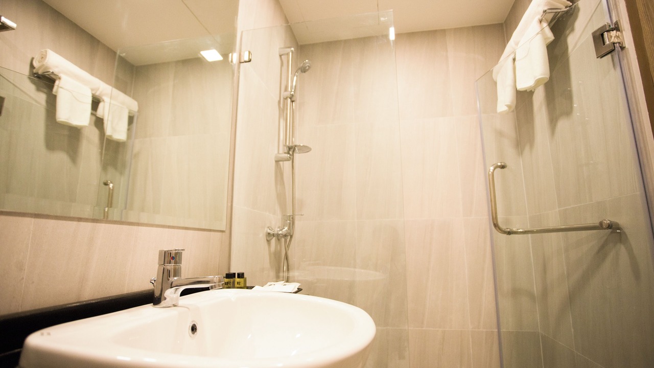 Photo of Bathroom in Don Hua Lo