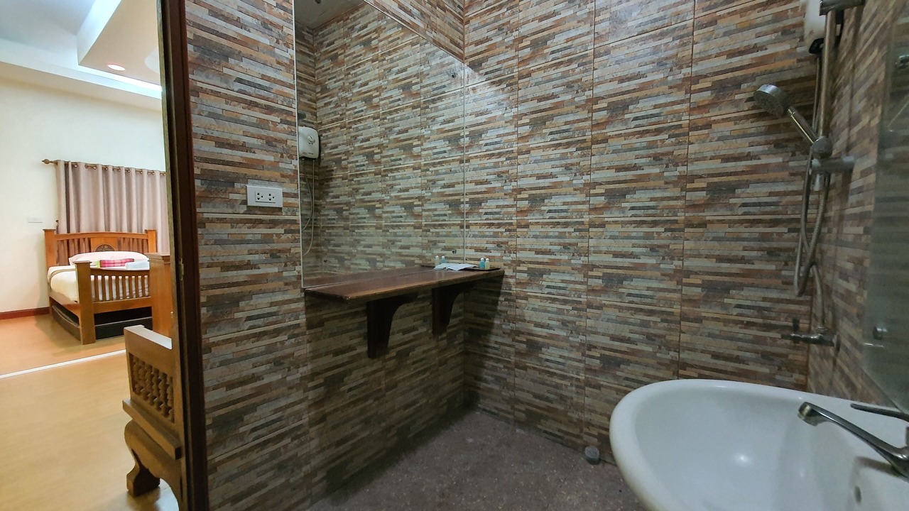 Photo of Bathroom in Hang Dong