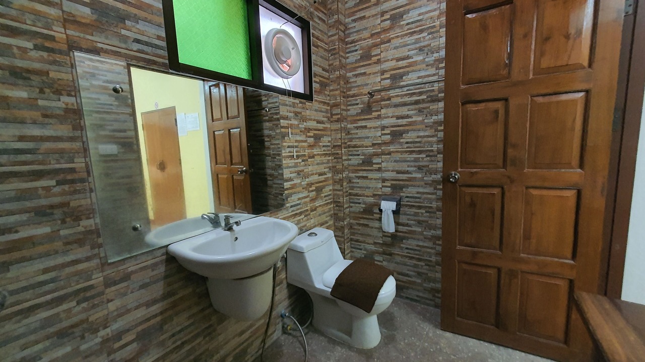 Photo of Bathroom in Hang Dong