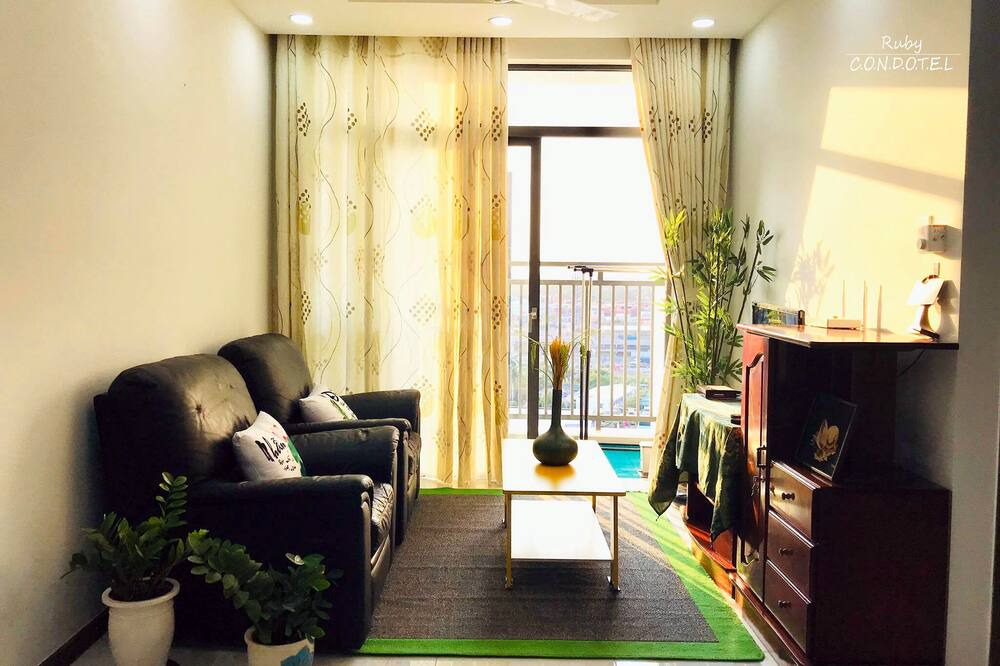 Photo of Livingroom in District 9