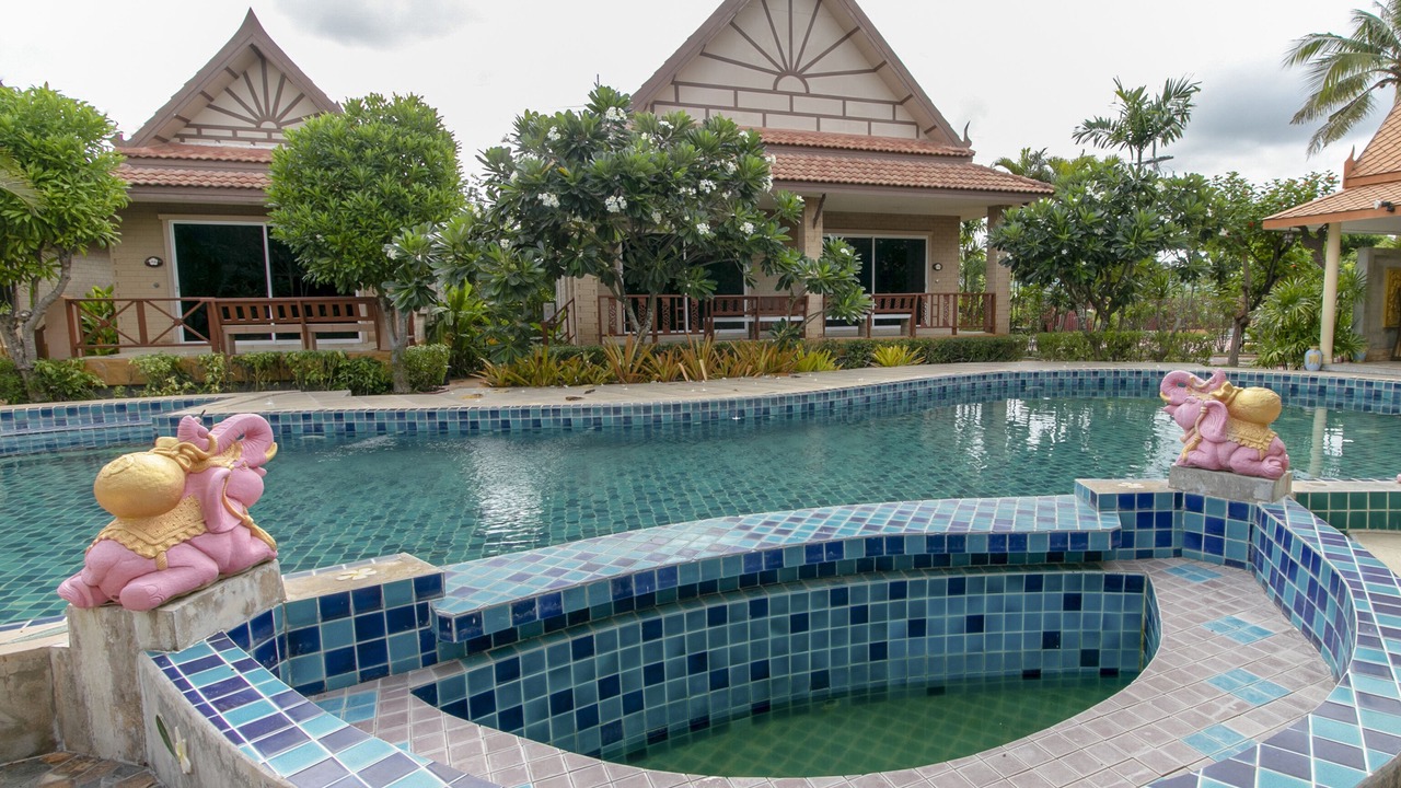 Photo of Outdoor in Hin Lek Fai