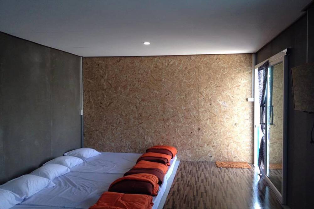 Photo of Bedroom in Laem Sing