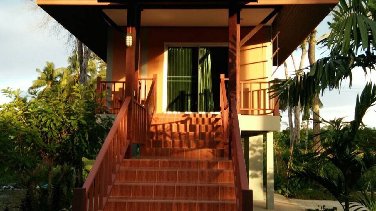Photo of Bedroom in Chaloem Phra Kiat