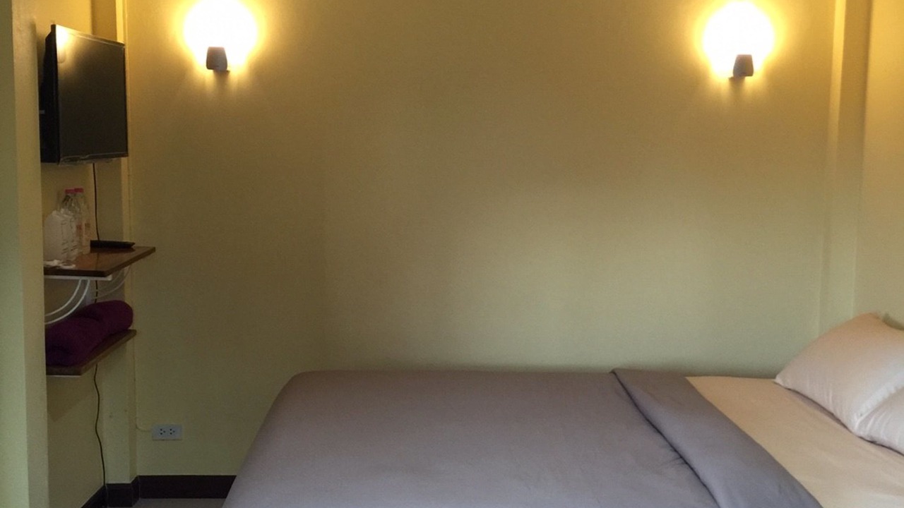 Photo of Bedroom in Chaloem Phra Kiat