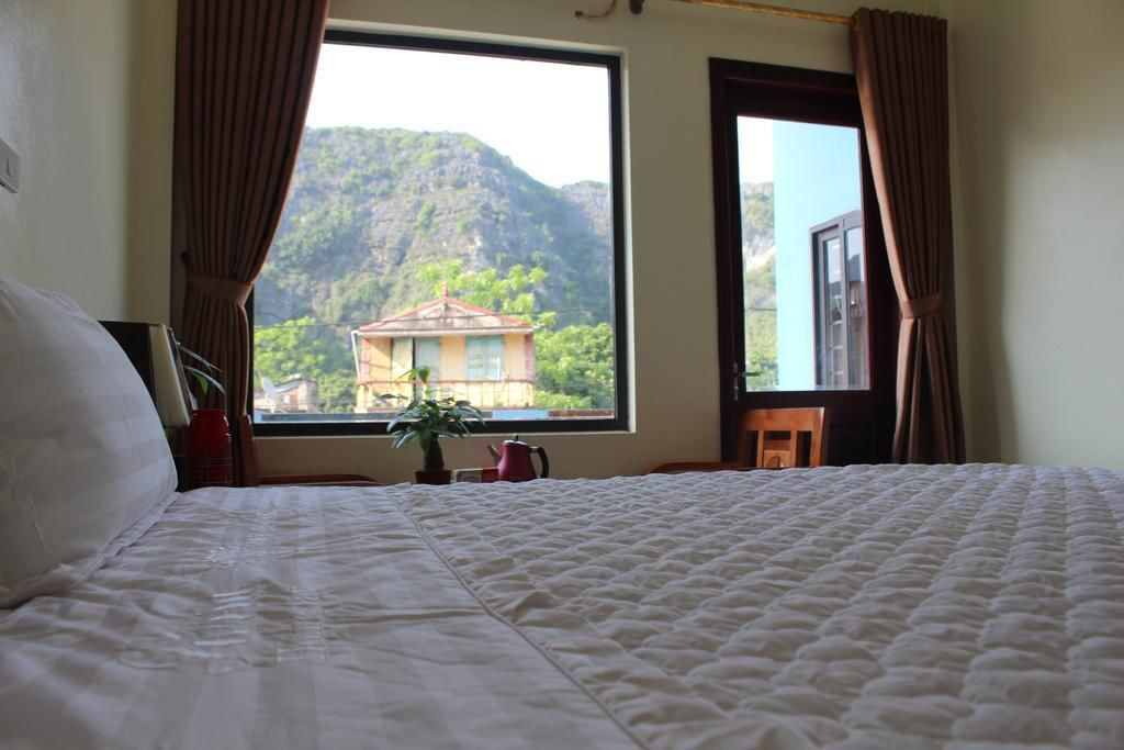 Photo of Bedroom in Hoa Lu