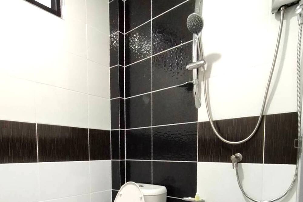Photo of Bathroom in Map Yang Phon