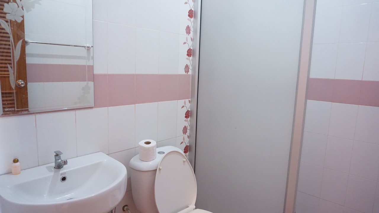 Photo of Bathroom in Sawi