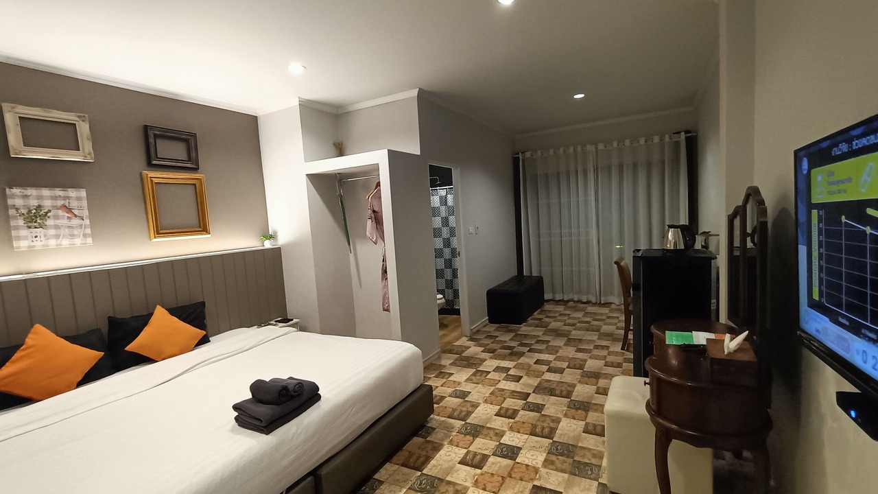 Photo of Bedroom in Thani