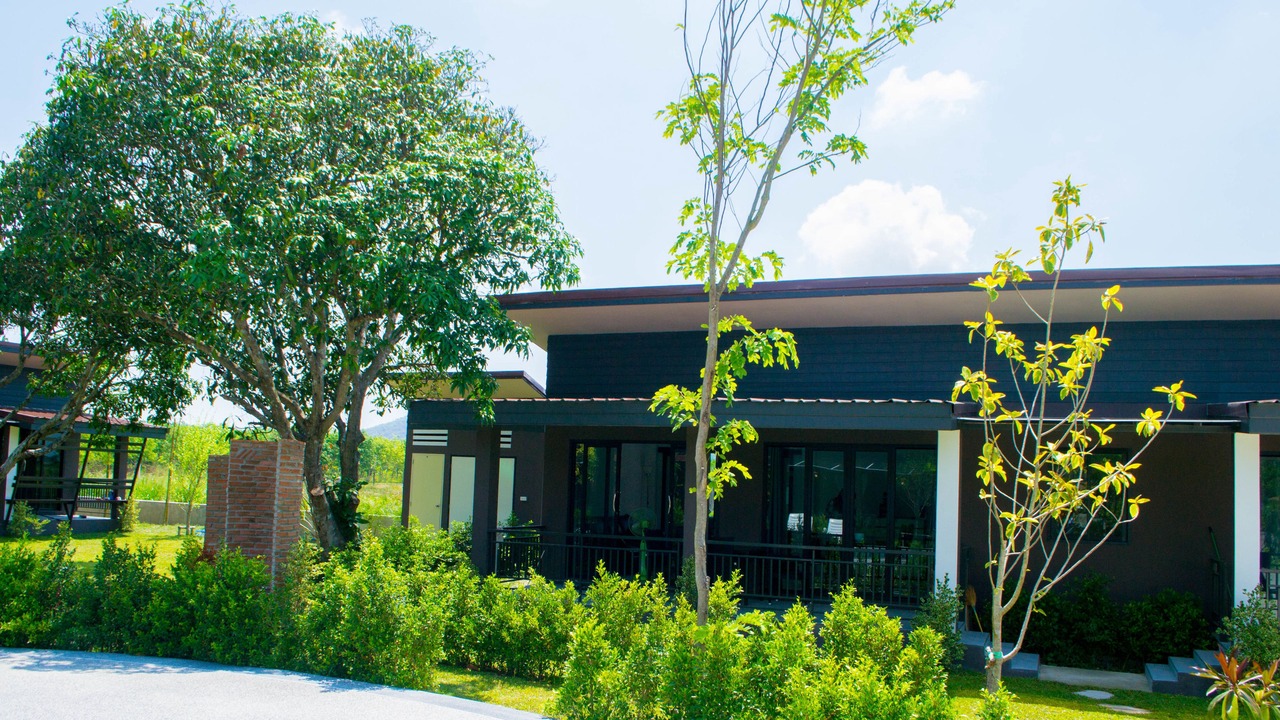 Photo of Outdoor in Hin Lek Fai