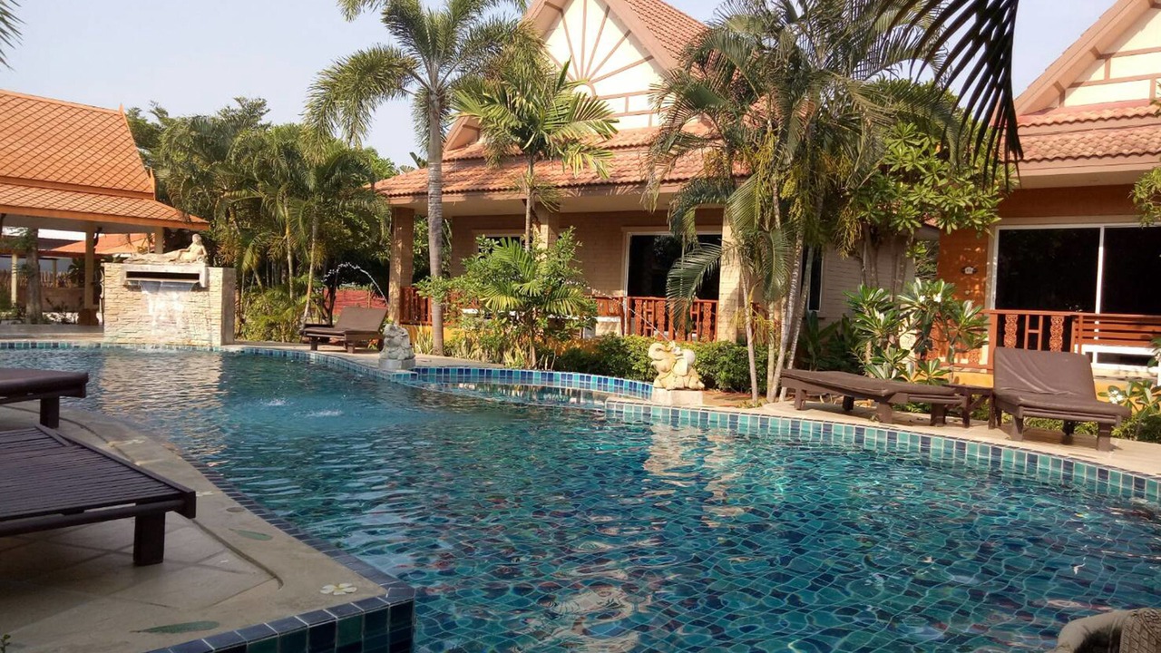 Photo of Outdoor in Hin Lek Fai