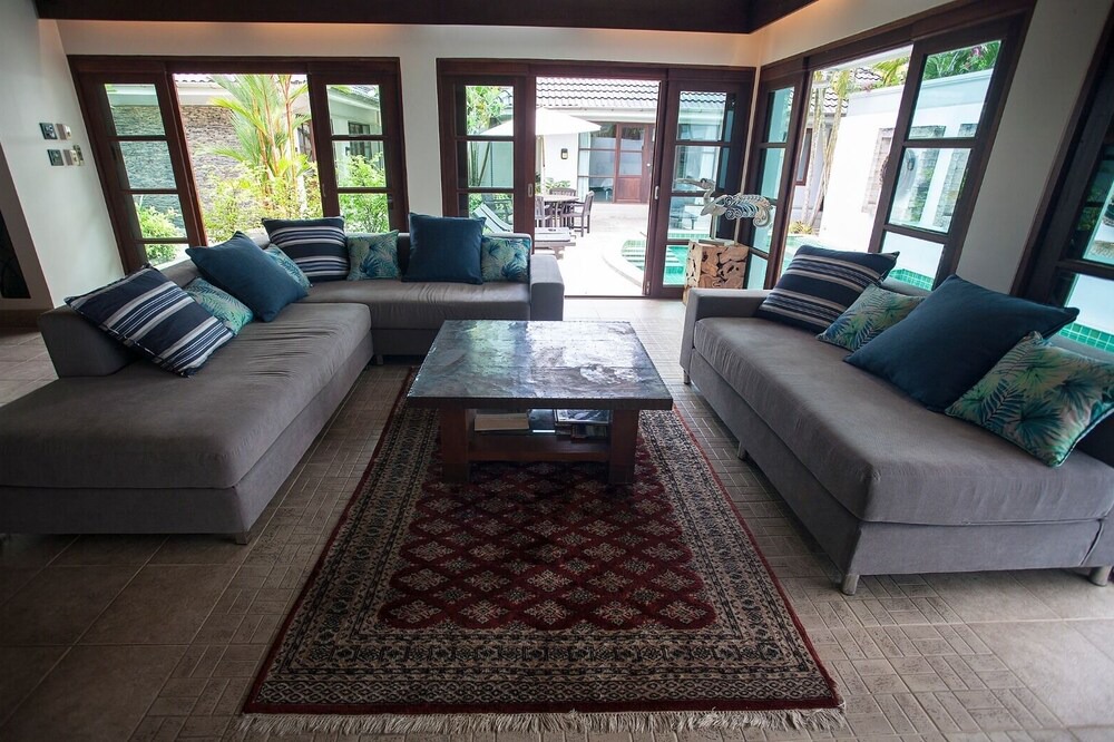 Photo of Livingroom in Kathu