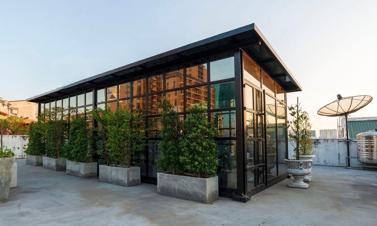 Photo of Outdoor in Samsen Nai