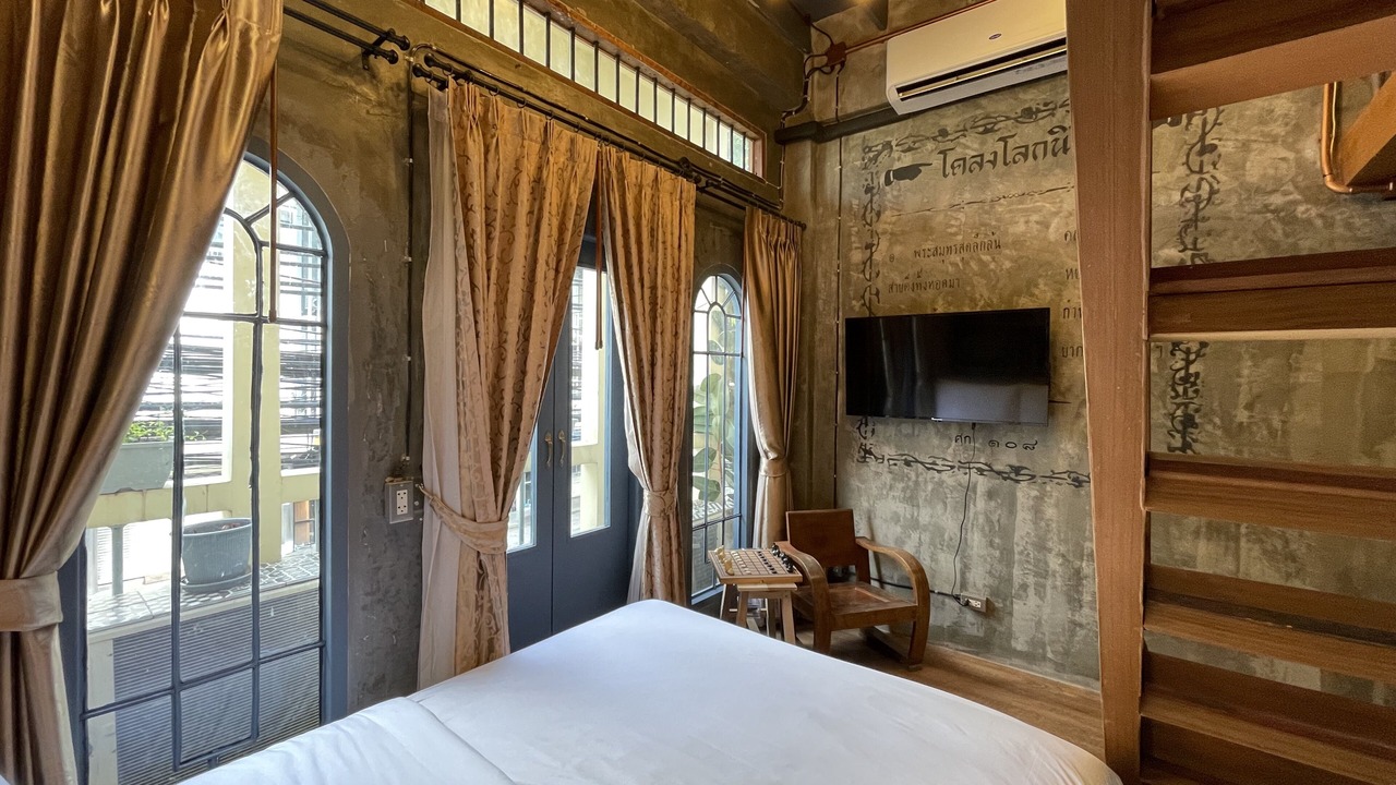 Photo of Bedroom in Phra Nakhon