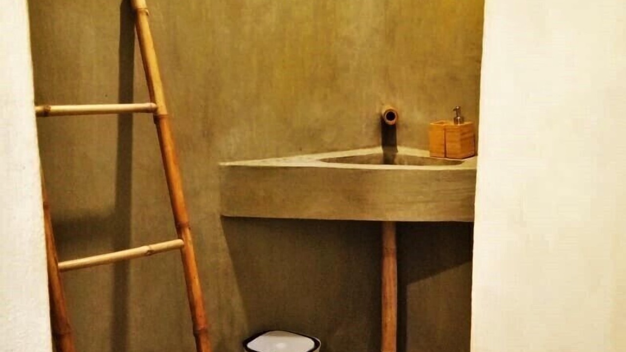 Photo of Bathroom in Savannakhet