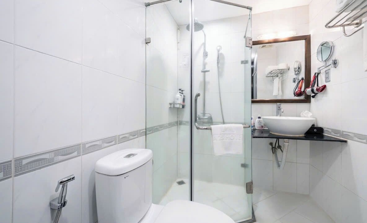 Photo of Bathroom in Van Mieu