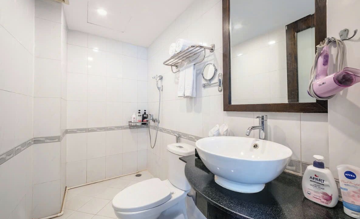 Photo of Bathroom in Van Mieu