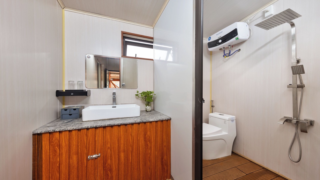 Photo of Bathroom in Cat Hai