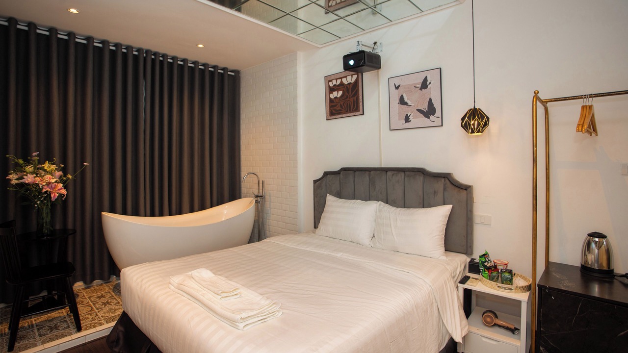 Photo of Bedroom in Van Mieu