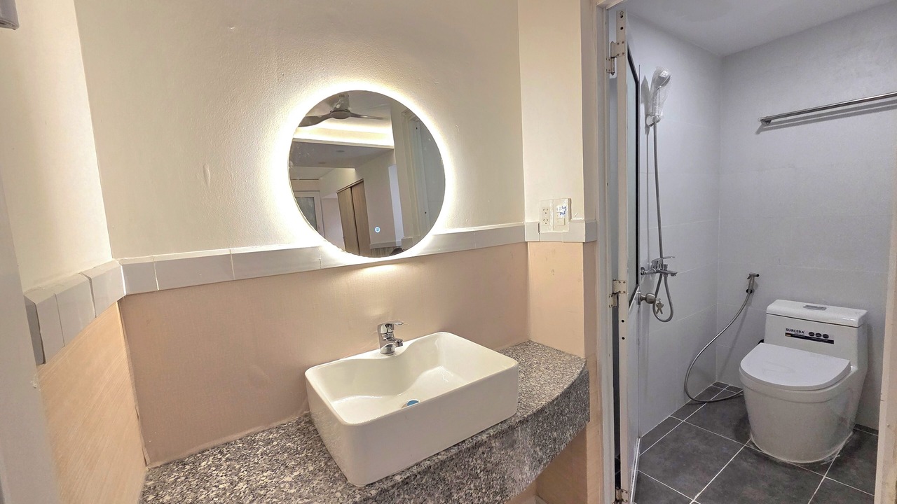 Photo of Bathroom in Hang Xanh