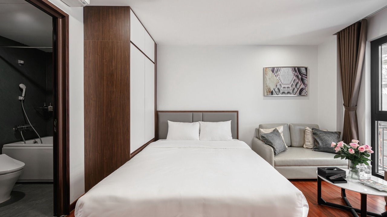 Photo of Bedroom in Ba Dinh