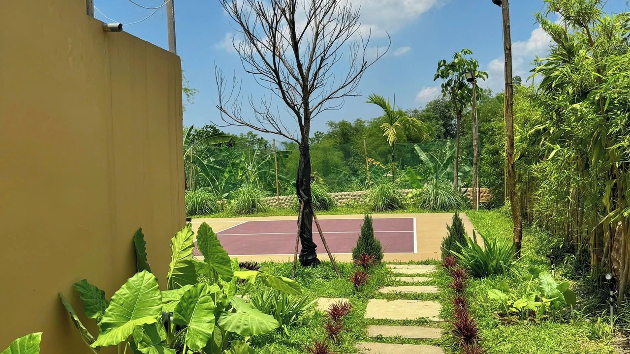 Photo of Outdoor in Kim Boi