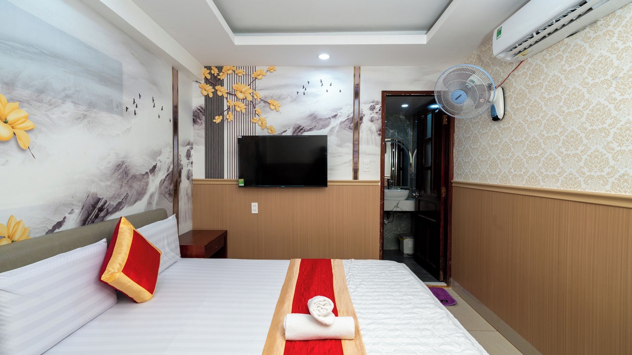 Photo of Bedroom in District 12