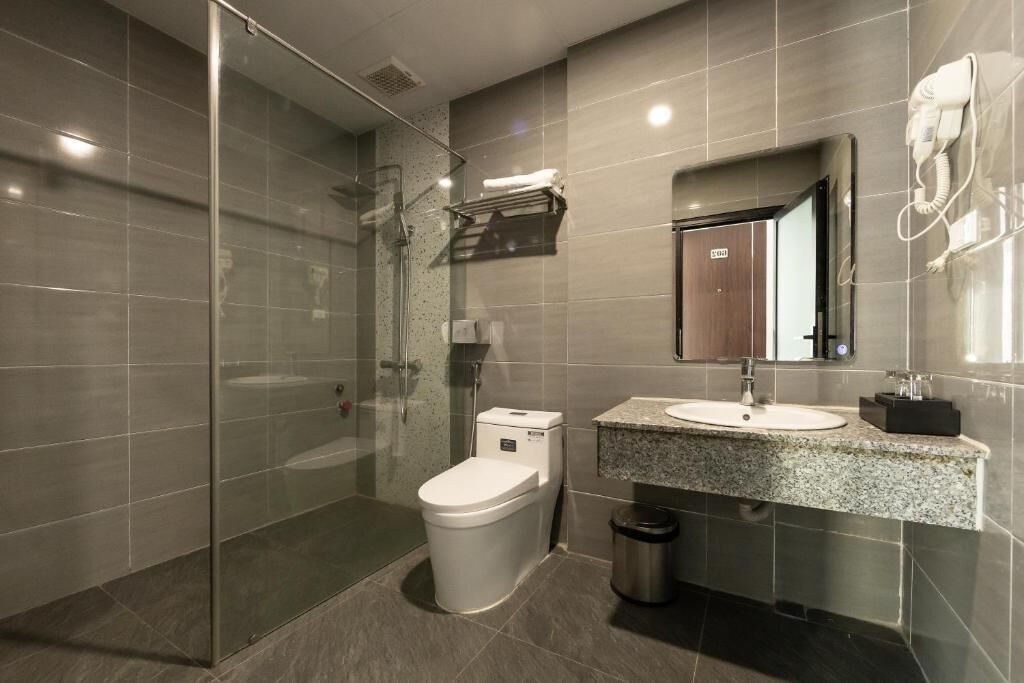 Photo of Bathroom in Long Beach