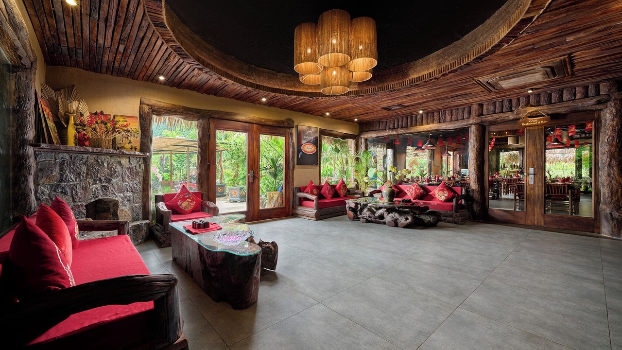 Photo of Others in Hoa Lu