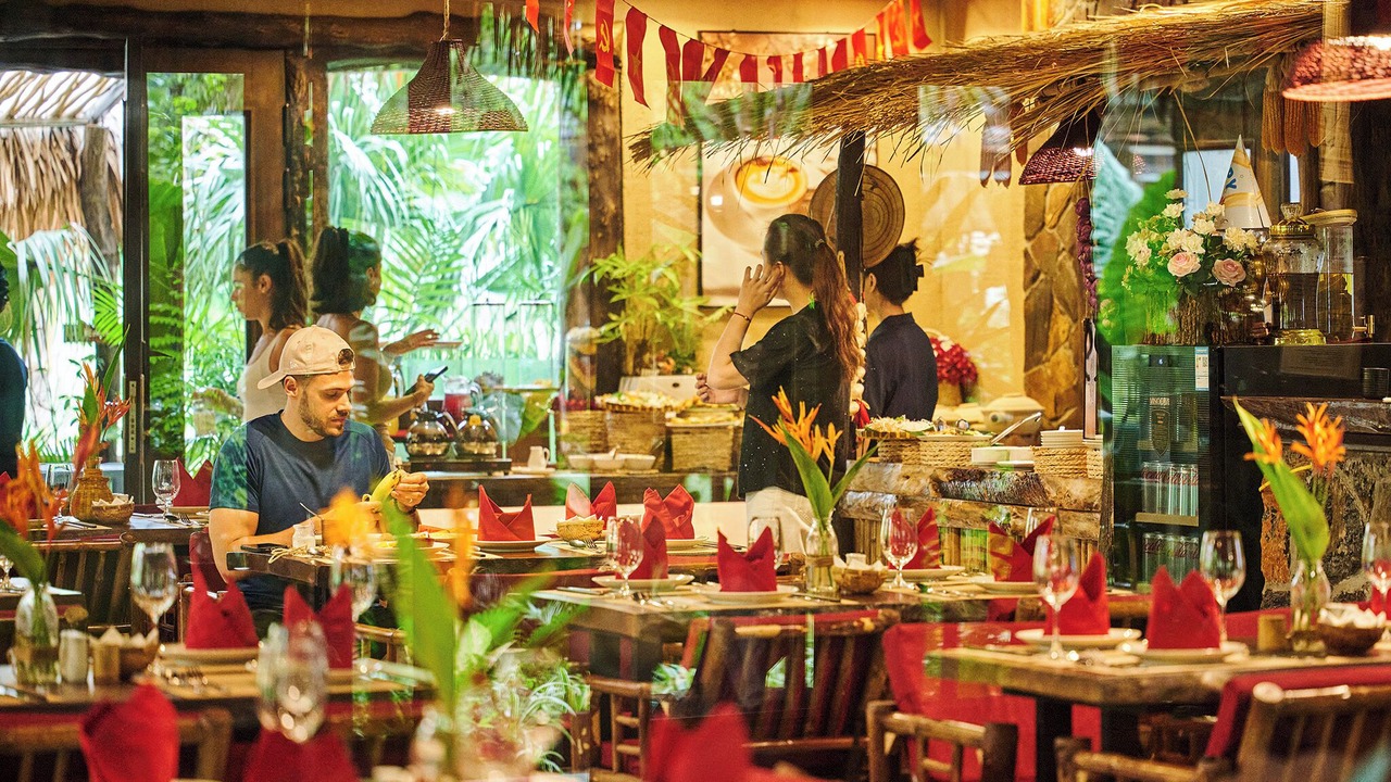 Photo of Others in Hoa Lu