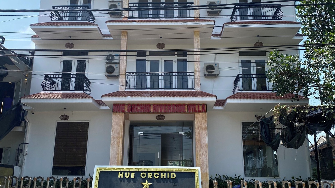 Photo of Others in Hue