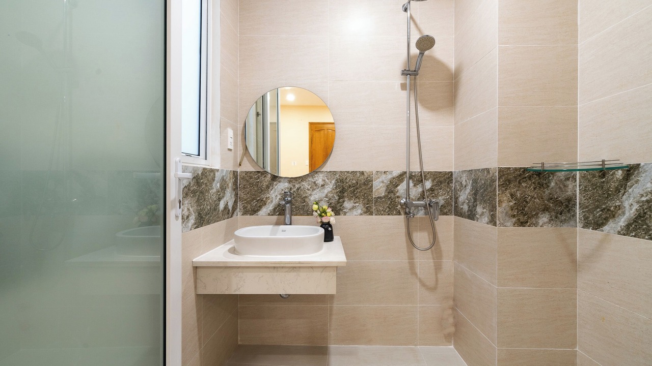 Photo of Bathroom in Phuong 8