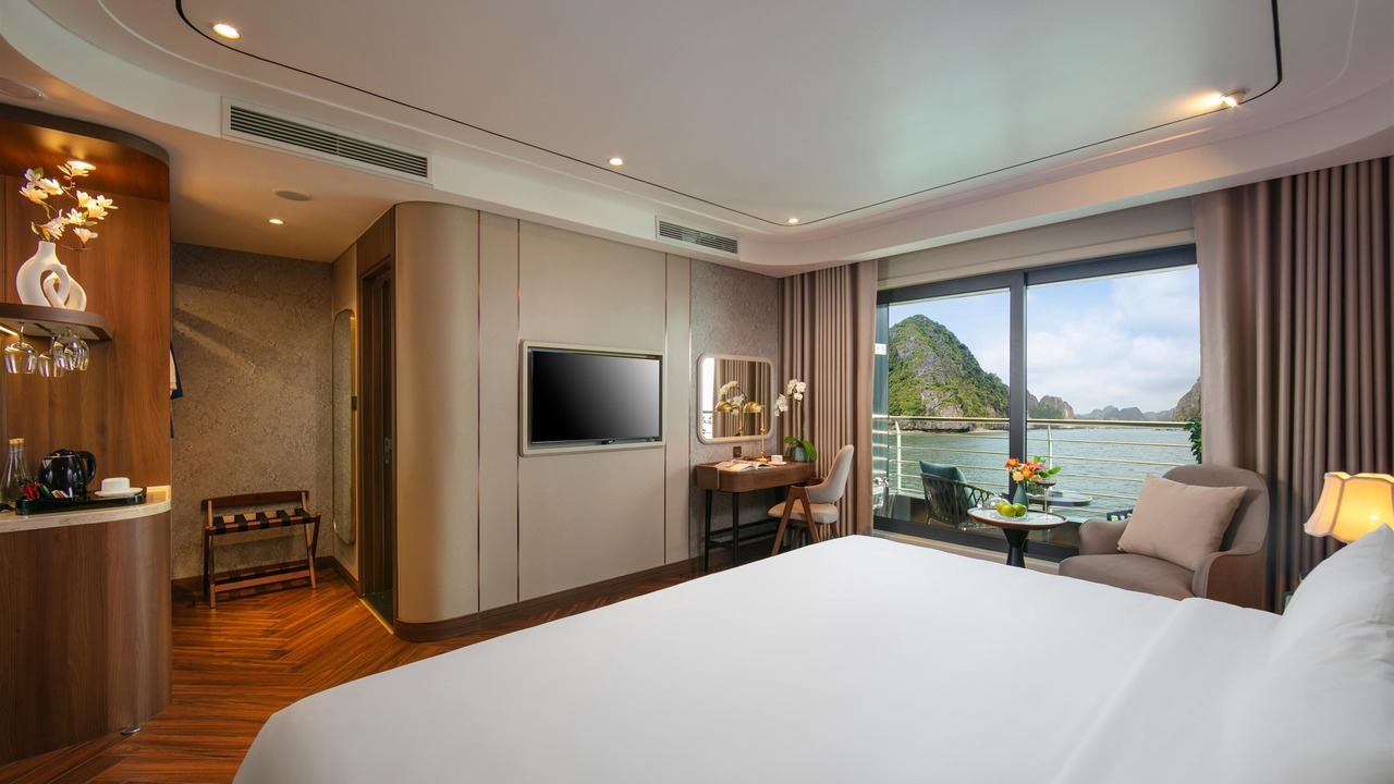 Photo of Bedroom in Ha Long