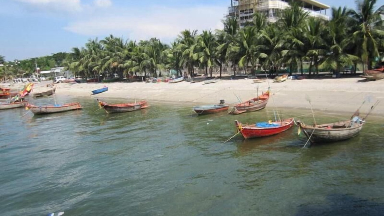 Photo of Others in Saen Suk