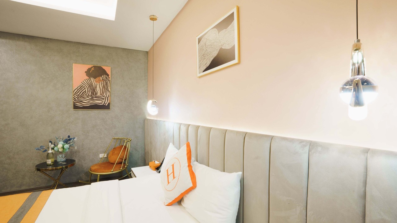 Photo of Bedroom in Trung Hoa Nhan Chinh