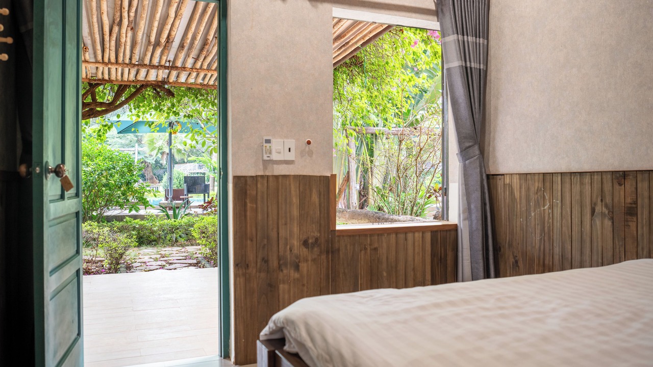 Photo of Outdoor in Hoa Long
