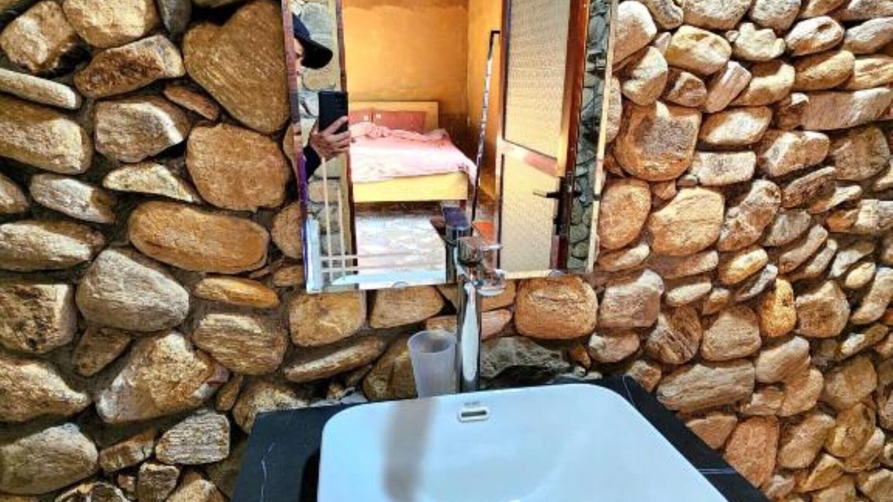 Photo of Bathroom in Bat Xat