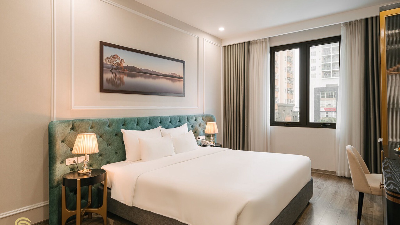 Photo of Bedroom in Trung Hoa Nhan Chinh