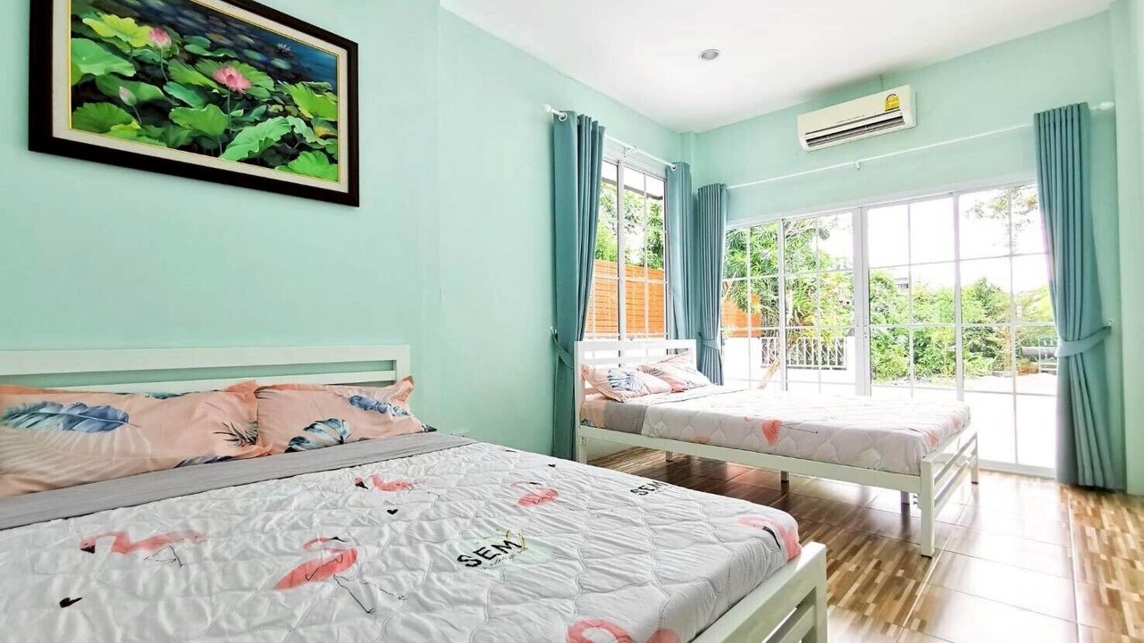Photo of Outdoor in Saen Suk