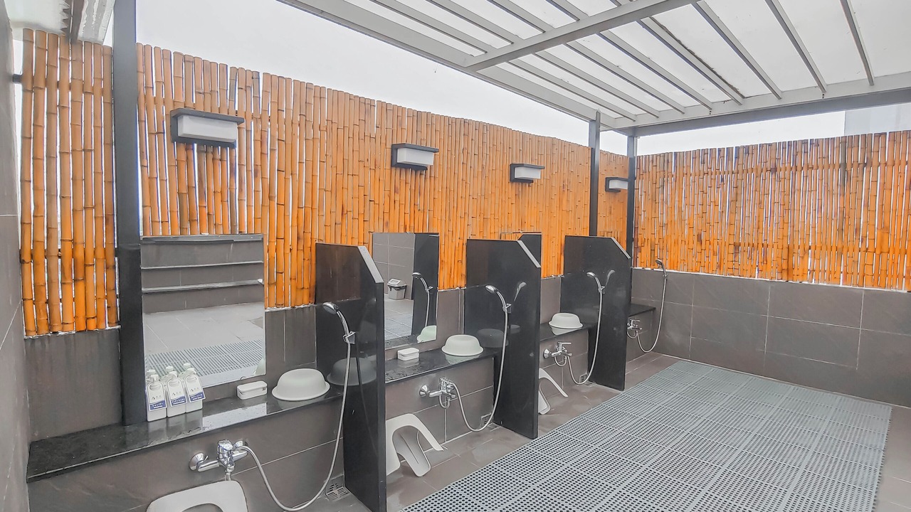 Photo of Bathroom in Cong Vi