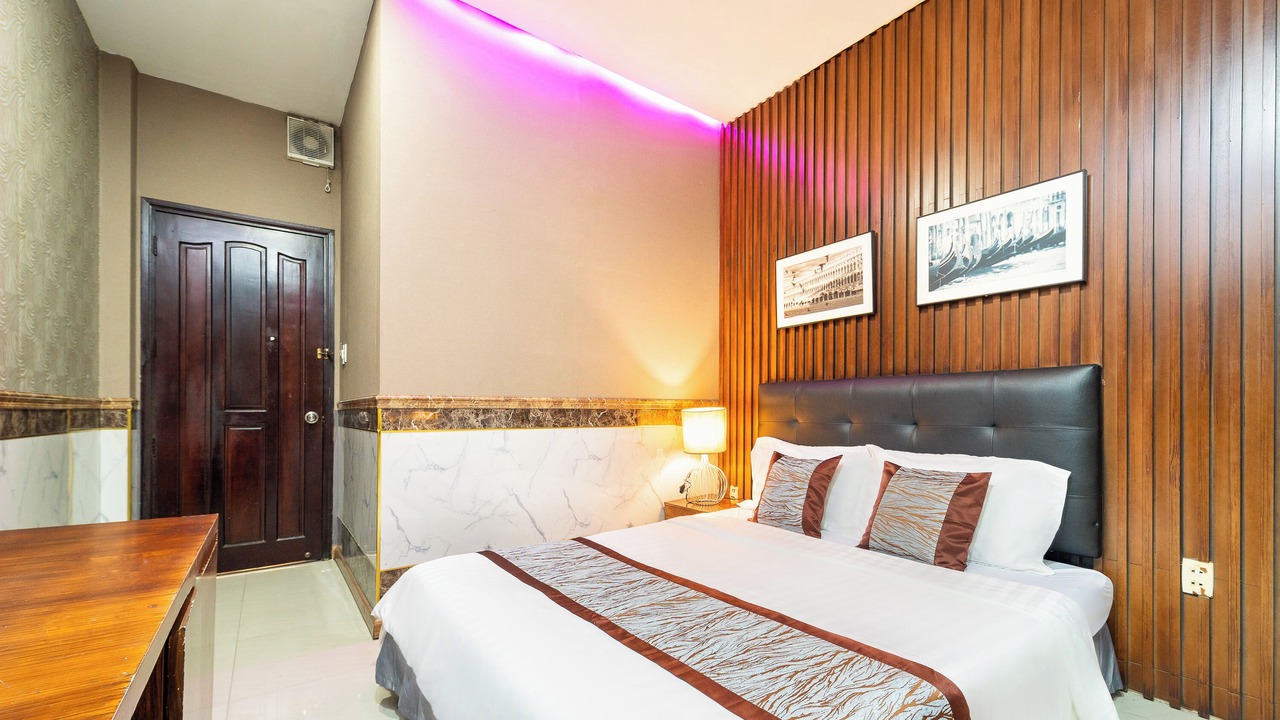 Photo of Bedroom in District 10