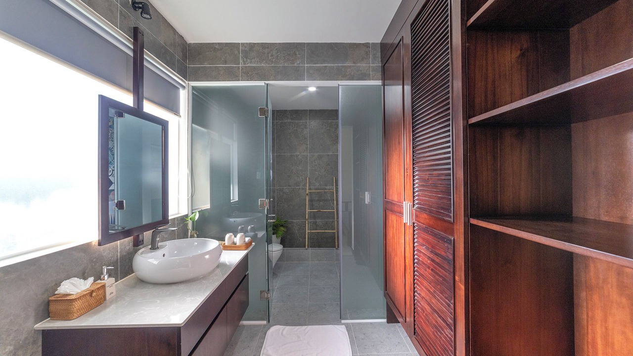 Photo of Bathroom in Central Mui Ne Beach