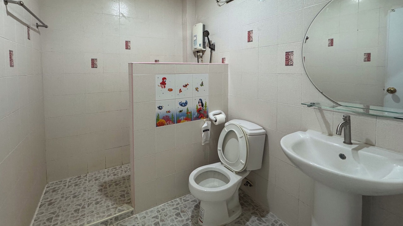 Photo of Bathroom in Pa Tong