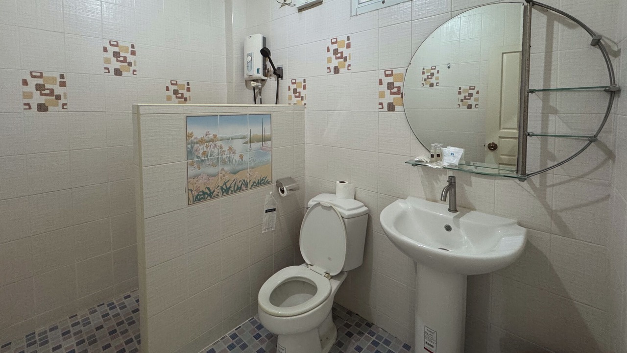 Photo of Bathroom in Pa Tong