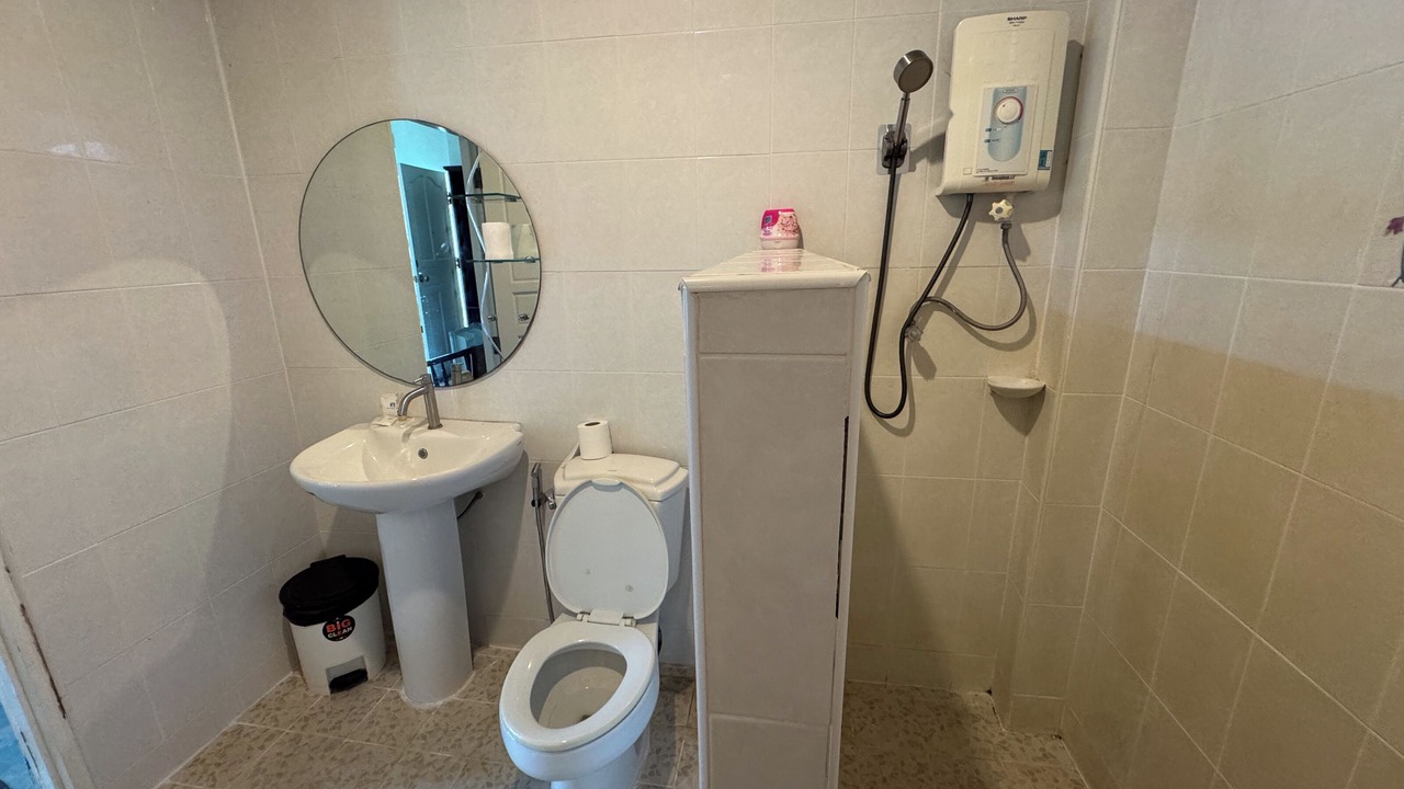 Photo of Bathroom in Pa Tong