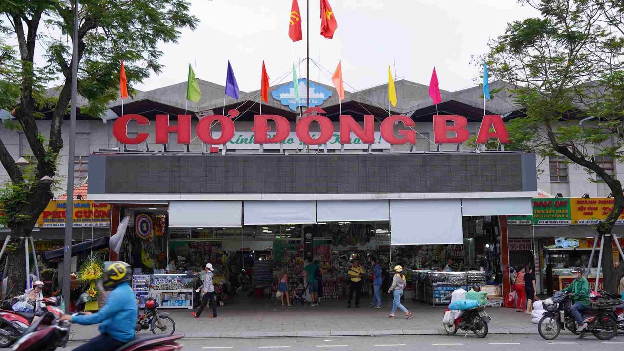 Photo of Others in Hue