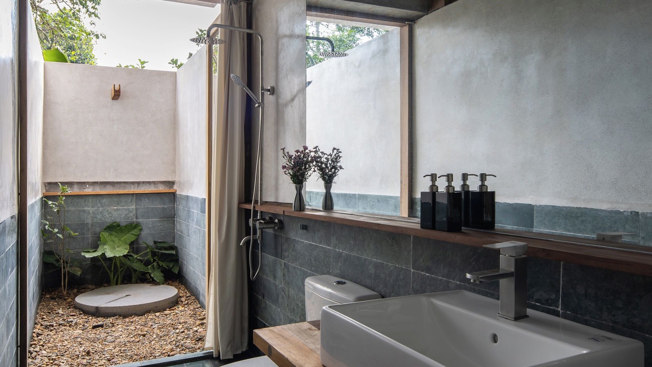 Photo of Bathroom in Hue